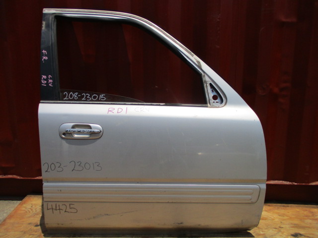 Used Honda CRV OUTER DOOR HANDLE FRONT RIGHT